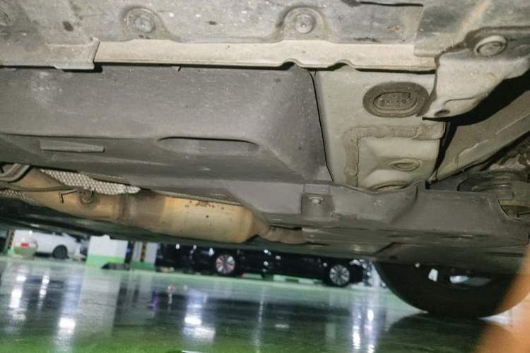 Used Toyota RAV4 2023 Dual-Engine 2.5L E-CVT Four-Wheel Drive Elite Plus Edition Chassis Front Right