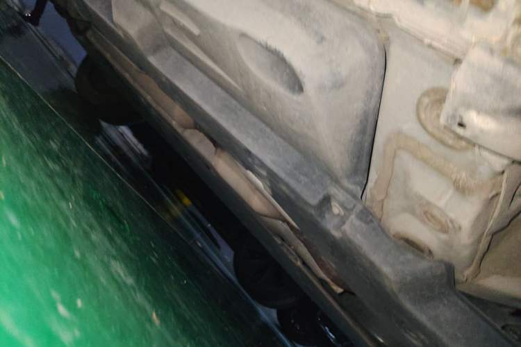 Used Toyota RAV4 2023 2.0L CVT Two-Wheel Drive 20th Anniversary Platinum Edition Chassis Front Right