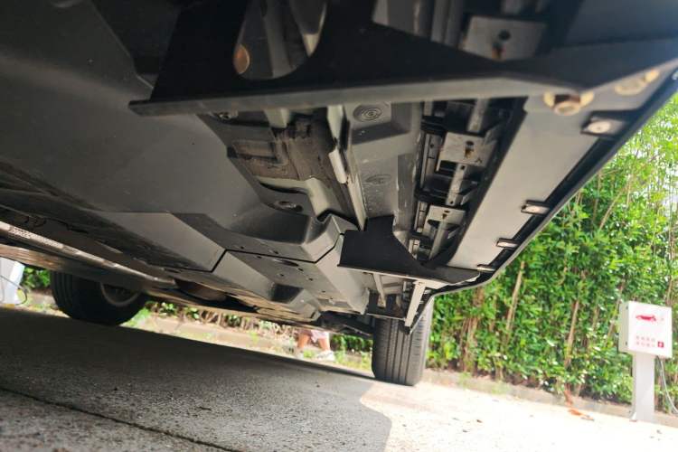 Used Toyota RAV4 2023 2.0L CVT Two-Wheel Drive Urban Edition Chassis Rear Right