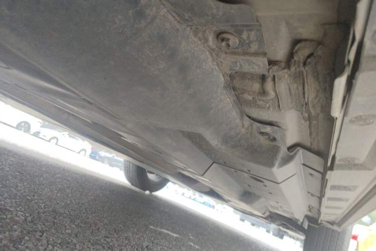Used Toyota RAV4 2023 2.0L CVT Two-Wheel Drive 20th Anniversary Platinum Edition Chassis Rear Right