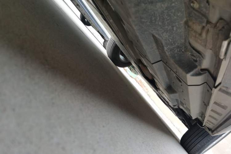 Used Toyota RAV4 2023 2.0L CVT Two-Wheel Drive Urban Edition Chassis Rear Right