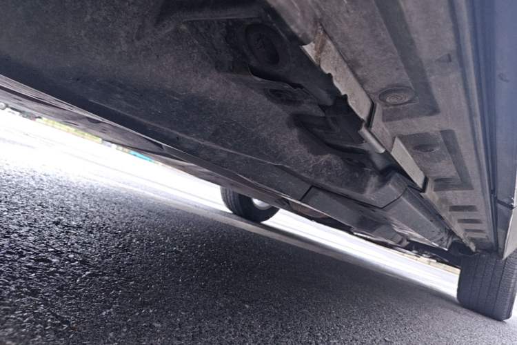 Used Toyota RAV4 2023 2.0L CVT Two-Wheel Drive Urban Edition Chassis Rear Right