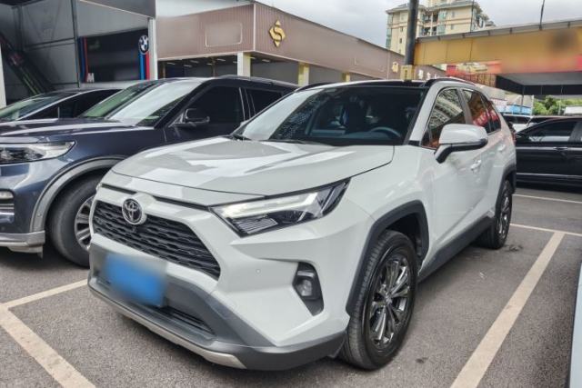 Used Toyota RAV4 2023 2.0L CVT Two-Wheel Drive Fashion Plus Edition