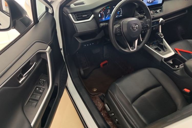Used Toyota RAV4 2023 Dual-Engine 2.5L E-CVT Two-Wheel Drive Elite Plus Edition Driver Seat