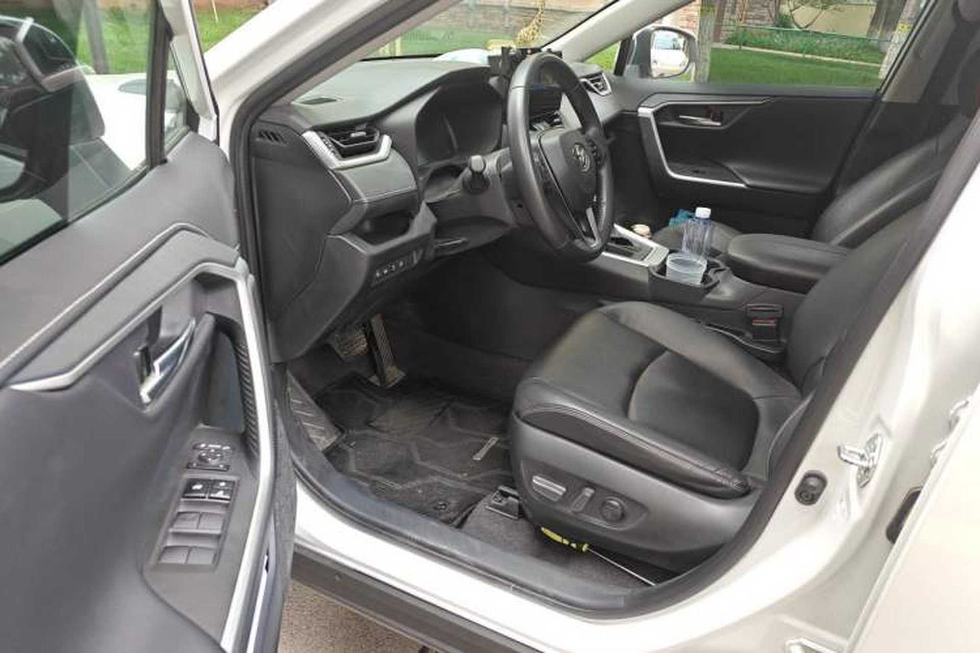 Used Toyota RAV4 2023 2.0L CVT Two-Wheel Drive Fashion Plus Edition Driver Seat