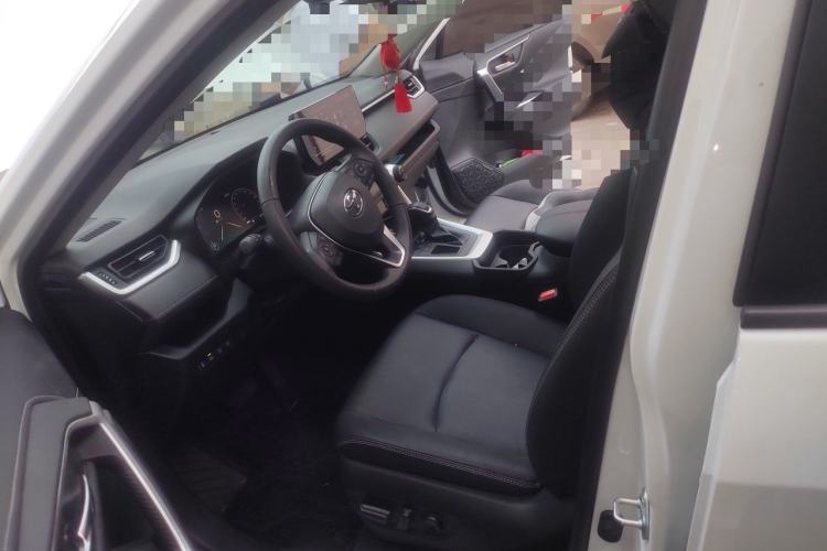 Used Toyota RAV4 2023 2.0L CVT Two-Wheel Drive Fashion Plus Edition Driver Seat