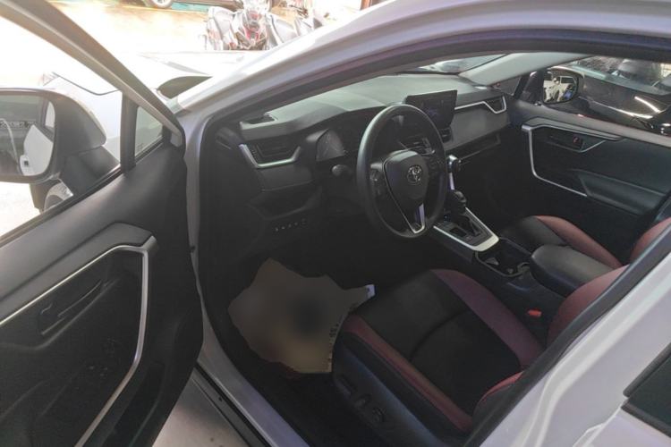 Used Toyota RAV4 2023 Dual-Motor 2.5L E-CVT Two-Wheel Drive Elite Edition Driver Seat