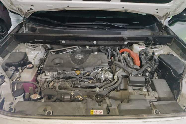 Used Toyota RAV4 2023 Dual-Engine 2.5L E-CVT Four-Wheel Drive Elite Plus Edition Engine Bay