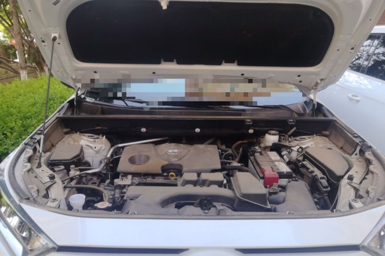 Used Toyota RAV4 2023 2.0L CVT Two-Wheel Drive Fashion Edition Engine Bay