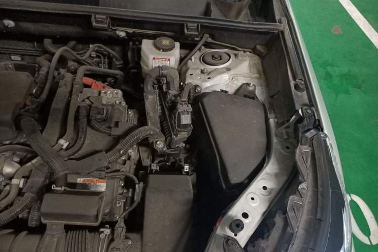 Used Toyota RAV4 2023 Dual-Engine 2.5L E-CVT Two-Wheel Drive Elite Plus Edition Engine Bay Left