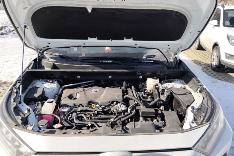 Used Toyota RAV4 2023 Dual-Motor 2.5L E-CVT Two-Wheel Drive Elite Edition Engine Bay