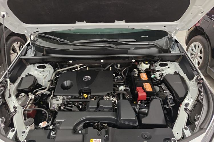 Used Toyota RAV4 2023 2.0L CVT Two-Wheel Drive Fashion Plus Edition Engine Bay