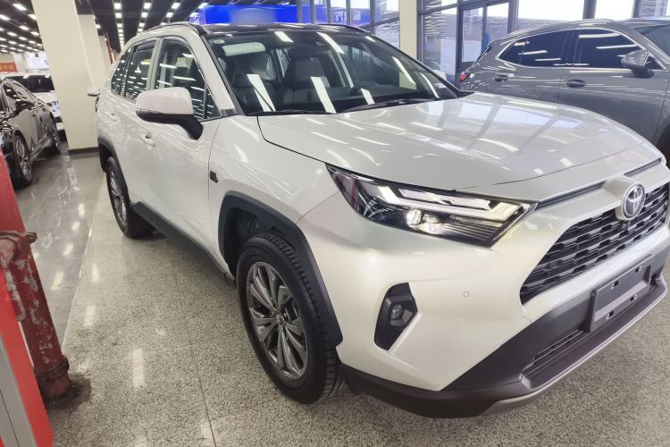 Used Toyota RAV4 2023 2.0L CVT Two-Wheel Drive Fashion Plus Edition Exterior 1