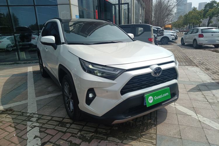 Used Toyota RAV4 2023 2.0L CVT Two-Wheel Drive Fashion Plus Edition Exterior 1