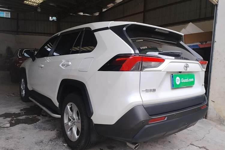 Used Toyota RAV4 2023 2.0L CVT Two-Wheel Drive Urban Edition Exterior 2