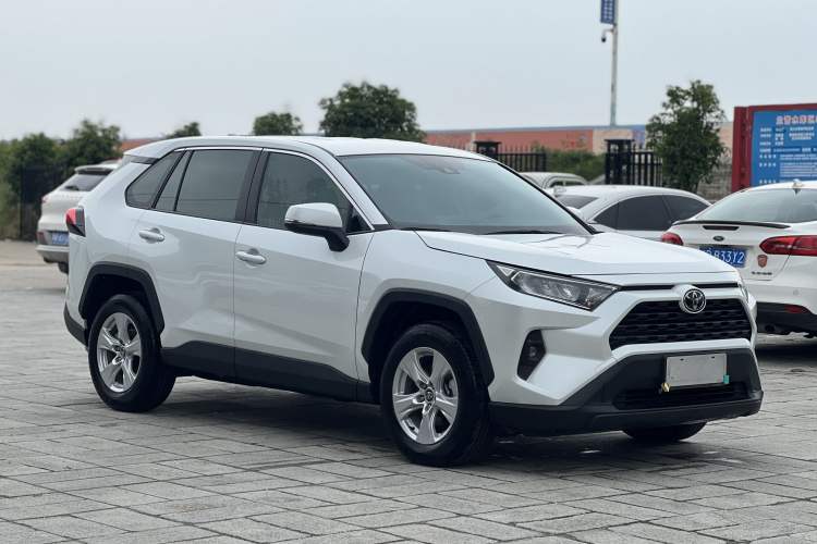 Used Toyota RAV4 2023 2.0L CVT Two-Wheel Drive Urban Edition Exterior 2