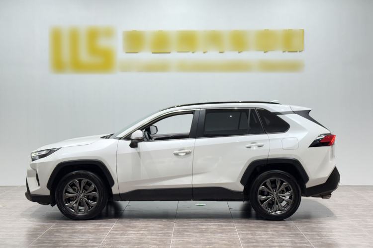 Used Toyota RAV4 2023 2.0L CVT Two-Wheel Drive Fashion Plus Edition Exterior 3