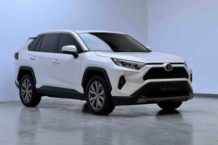 Used Toyota RAV4 2023 2.0L CVT Two-Wheel Drive Fashion Edition Exterior 4