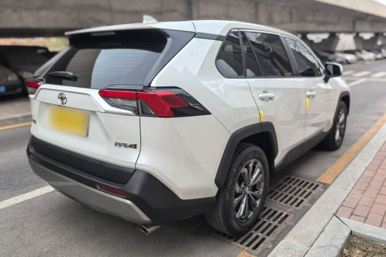 Used Toyota RAV4 2023 2.0L CVT Two-Wheel Drive Fashion Edition Exterior 4