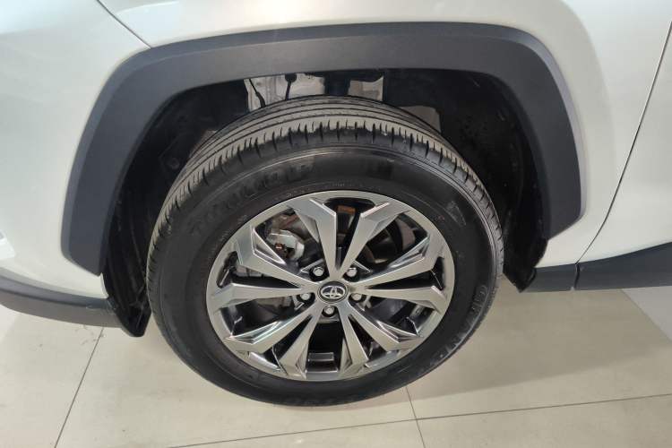 Used Toyota RAV4 2023 Dual-Motor 2.5L E-CVT Two-Wheel Drive Elite Edition Exterior 4