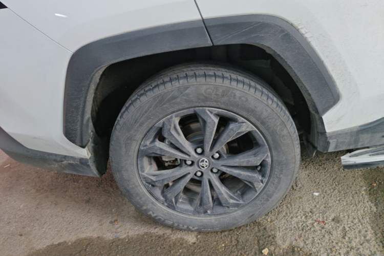 Used Toyota RAV4 2023 Dual-Engine 2.5L E-CVT Four-Wheel Drive Elite Plus Edition Exterior 5