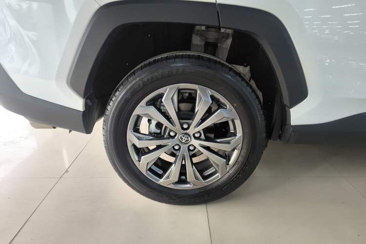 Used Toyota RAV4 2023 Dual-Motor 2.5L E-CVT Two-Wheel Drive Elite Edition Exterior 5