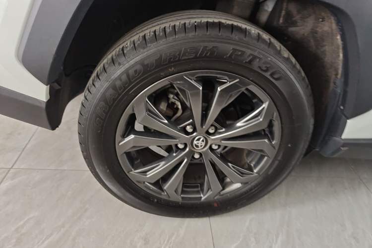 Used Toyota RAV4 2023 2.0L CVT Two-Wheel Drive Fashion Plus Edition Exterior 5