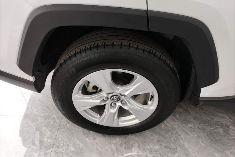 Used Toyota RAV4 2023 2.0L CVT Two-Wheel Drive Urban Edition Exterior 5