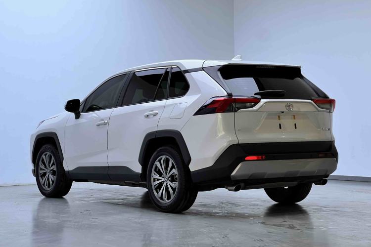Used Toyota RAV4 2023 2.0L CVT Two-Wheel Drive Fashion Edition Exterior 6