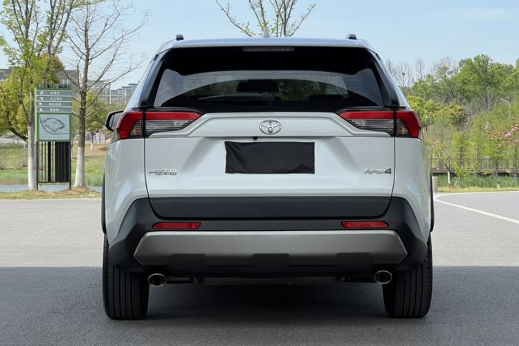 Used Toyota RAV4 2023 2.0L CVT Two-Wheel Drive Fashion Plus Edition Exterior 6