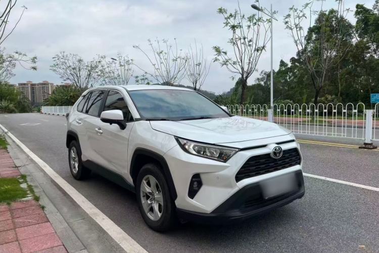 Used Toyota RAV4 2023 2.0L CVT Two-Wheel Drive Urban Edition Exterior 7