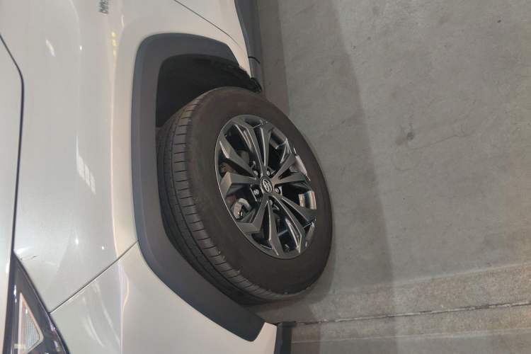 Used Toyota RAV4 2023 Dual-Motor 2.5L E-CVT Two-Wheel Drive Elite Edition Exterior 7