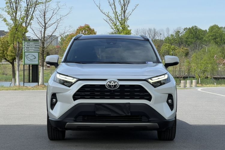 Used Toyota RAV4 2023 2.0L CVT Two-Wheel Drive Fashion Plus Edition Exterior 9