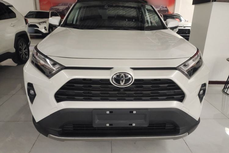 Used Toyota RAV4 2023 2.0L CVT Two-Wheel Drive Fashion Plus Edition Front