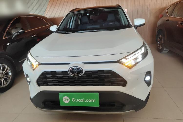 Used Toyota RAV4 2023 2.0L CVT Two-Wheel Drive 20th Anniversary Platinum Edition Front