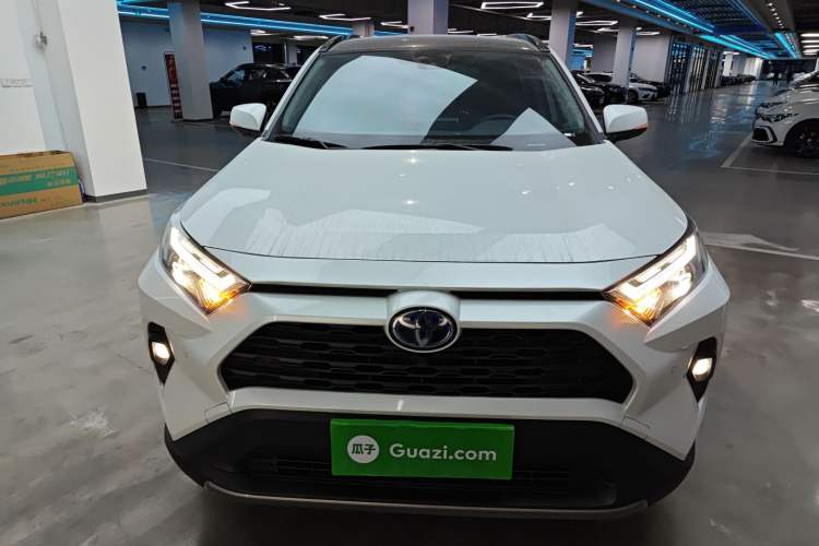 Used Toyota RAV4 2023 Dual-Engine 2.5L E-CVT Two-Wheel Drive Elite Plus Edition Front