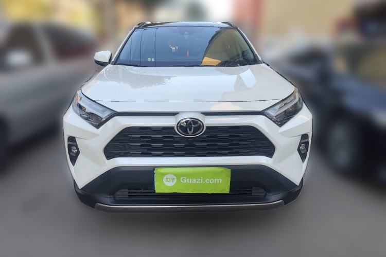 Used Toyota RAV4 2023 2.0L CVT Two-Wheel Drive 20th Anniversary Platinum Edition Front