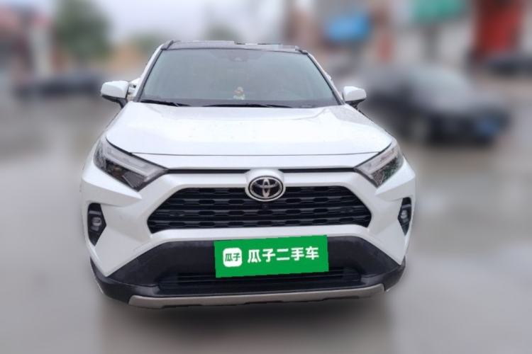 Used Toyota RAV4 2023 2.0L CVT Two-Wheel Drive Fashion Plus Edition Front
