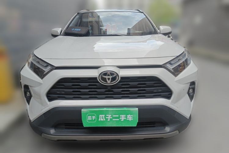 Used Toyota RAV4 2023 2.0L CVT Two-Wheel Drive Fashion Plus Edition Front