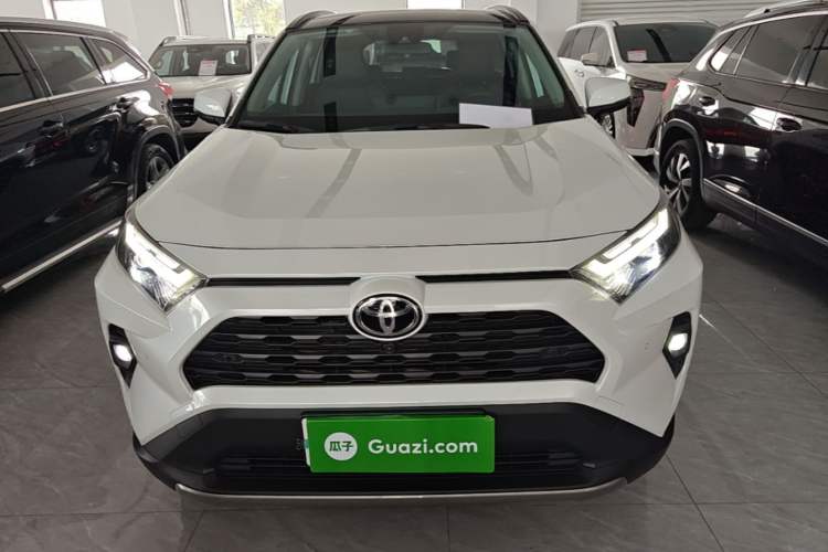 Used Toyota RAV4 2023 2.0L CVT Two-Wheel Drive Fashion Plus Edition Front