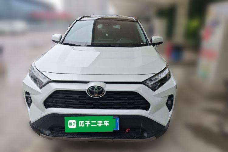Used Toyota RAV4 2023 2.0L CVT Two-Wheel Drive 20th Anniversary Platinum Edition Front