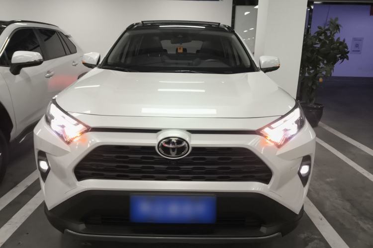 Used Toyota RAV4 2023 2.0L CVT Two-Wheel Drive Fashion Plus Edition Front