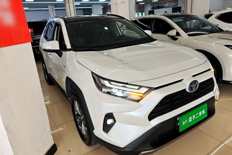 Used Toyota RAV4 2023 Dual-Engine 2.5L E-CVT Two-Wheel Drive Elite Plus Edition Front Right 45 Deg