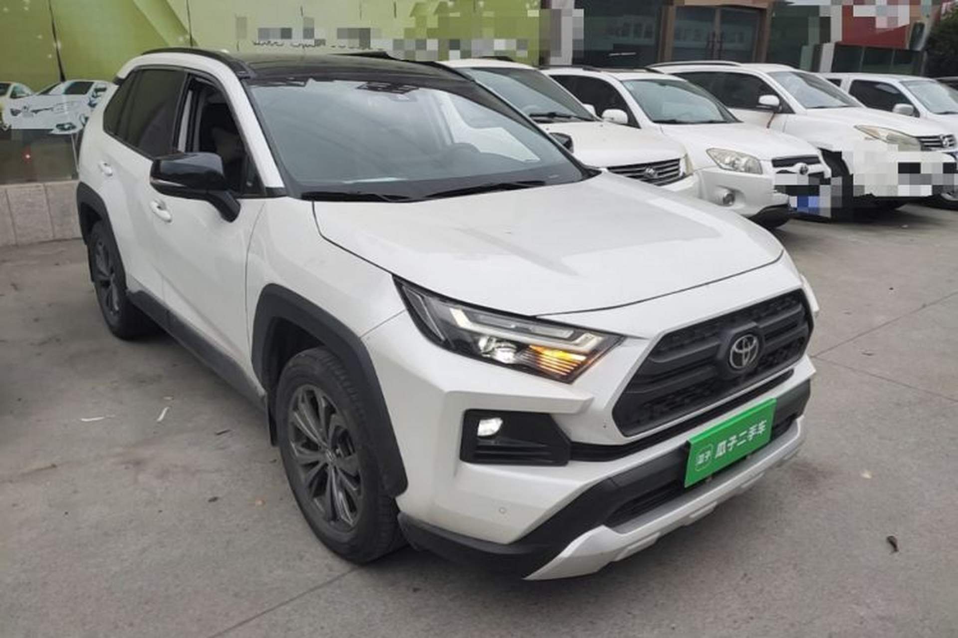 Used Toyota RAV4 2023 2.0L CVT 4x4 Explorer Plus Edition Front Right 45 Deg