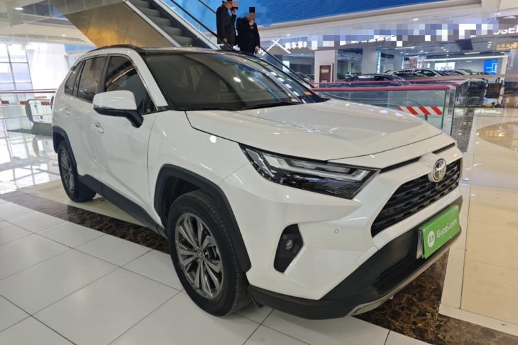 Used Toyota RAV4 2023 2.0L CVT Two-Wheel Drive 20th Anniversary Platinum Edition Front Right 45 Deg