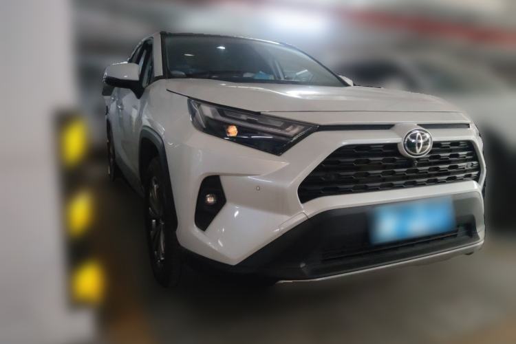 Used Toyota RAV4 2023 2.0L CVT Two-Wheel Drive Fashion Plus Edition Front Right 45 Deg