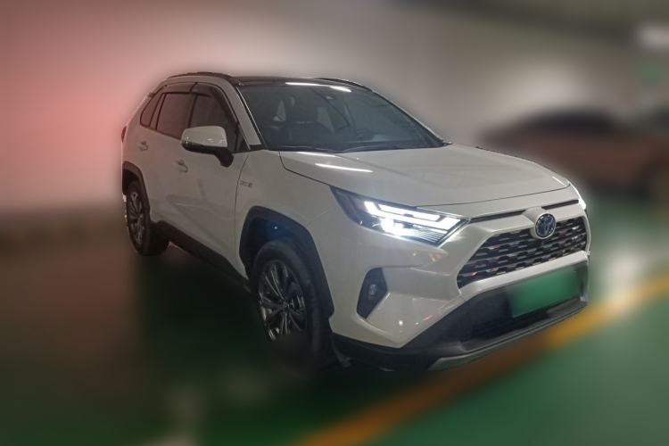 Used Toyota RAV4 2023 Dual-Engine 2.5L E-CVT Two-Wheel Drive Elite Plus Edition Front Right 45 Deg