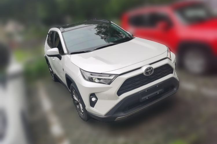 Used Toyota RAV4 2023 2.0L CVT Two-Wheel Drive Fashion Plus Edition Front Right 45 Deg