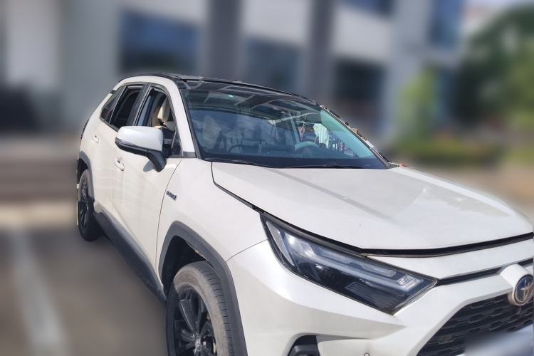 Used Toyota RAV4 2023 Dual-Engine 2.5L E-CVT Four-Wheel Drive Elite Plus Edition Front Right 45 Deg