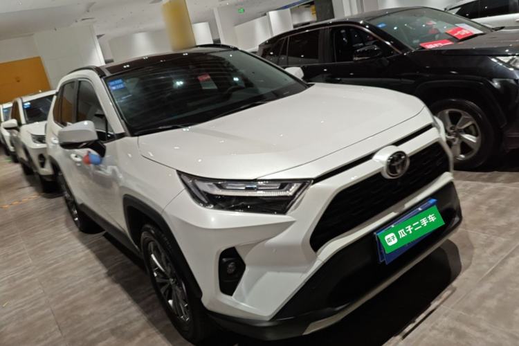 Used Toyota RAV4 2023 2.0L CVT Two-Wheel Drive Fashion Plus Edition Front Right 45 Deg